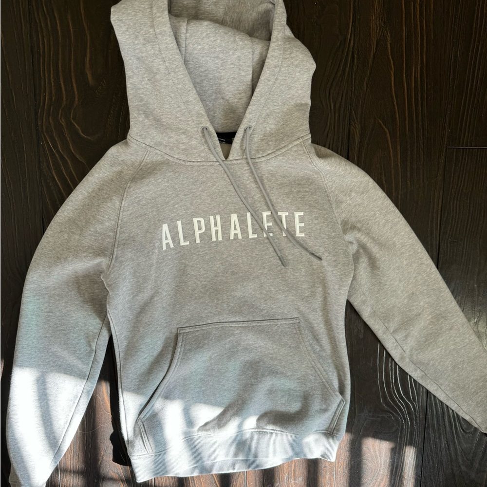 Alphalete size xs  never worn